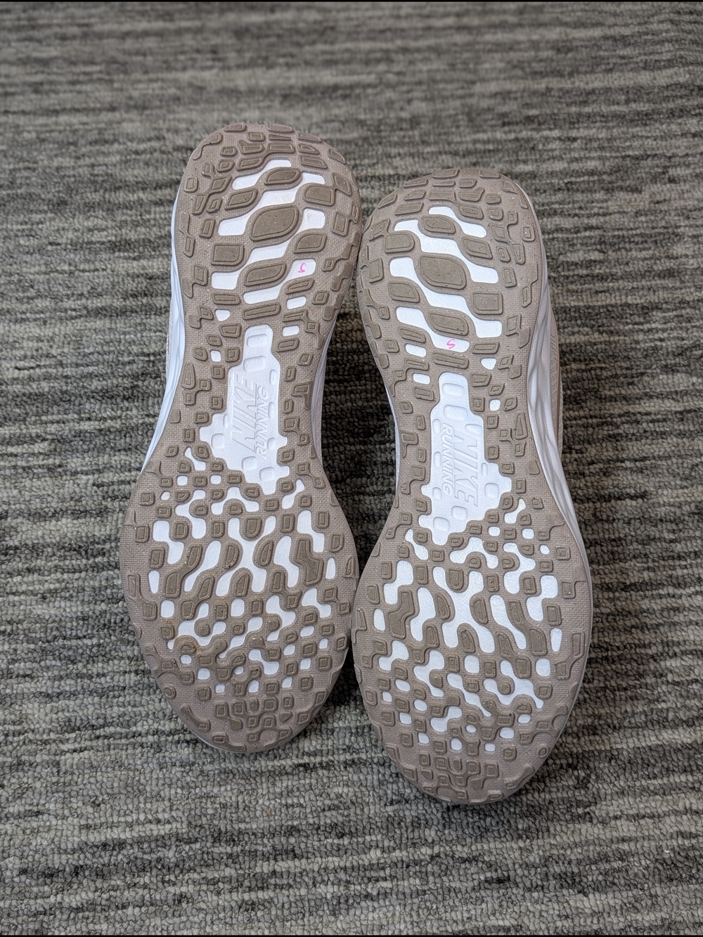 Women's Nike Revolution 6 Next Nature in Pink - Size 10 - Picture 7 of 8